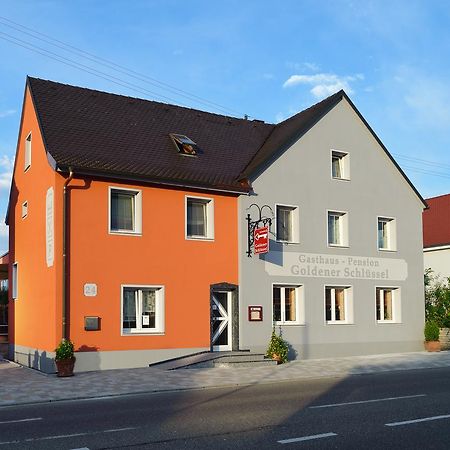 Goldener Schluessel Mit Gaestehaus Sina Nördlingen Exteriör bild